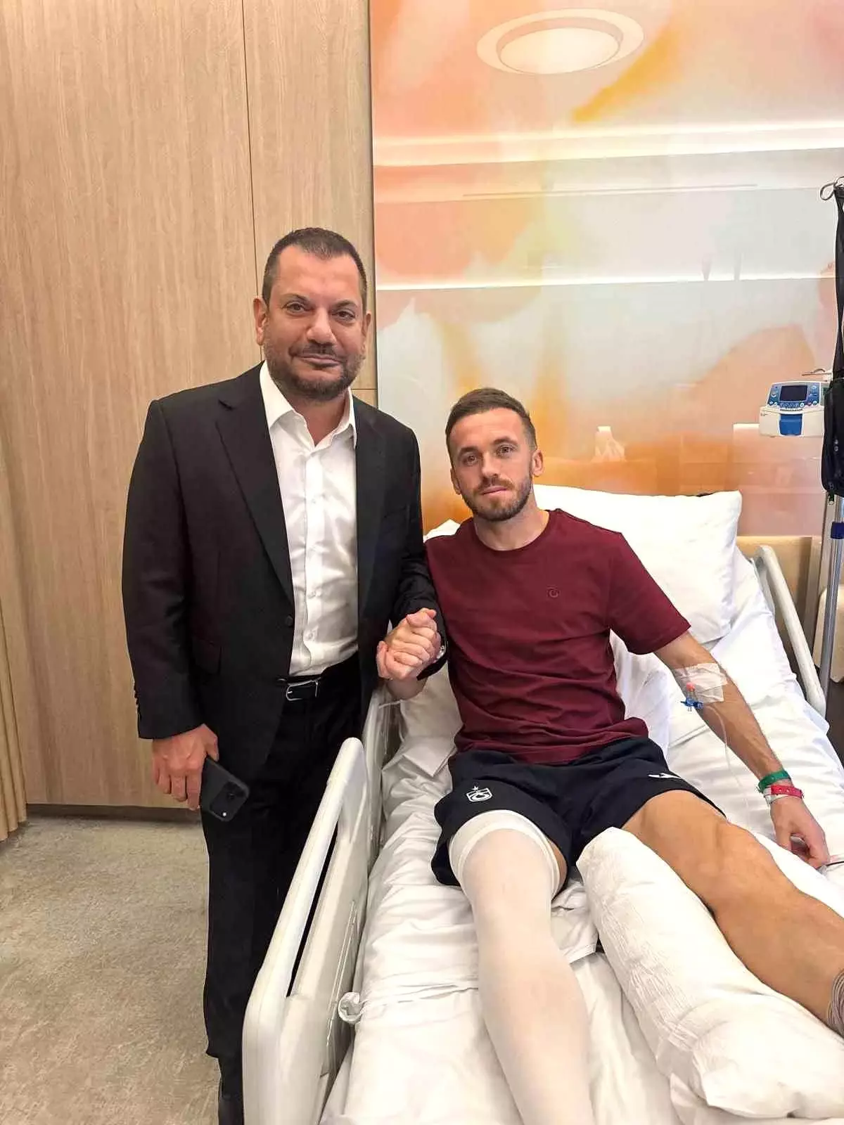 Ertuğrul Doğan'dan Edin Visca'ya Geçmiş Olsun Ziyareti