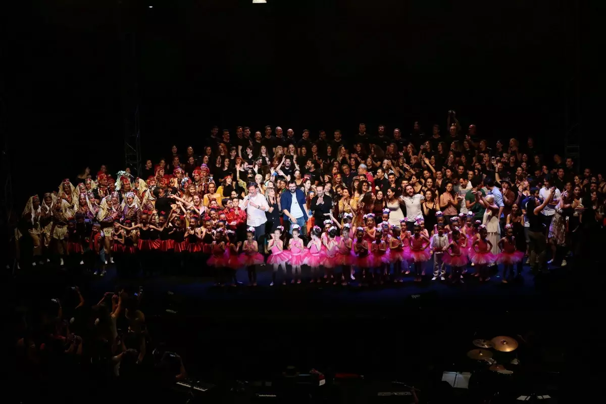 Folkart Academy 2025-2026 Dönemi İçin Tiyatro Merkezli Eğitim Programı Başlatıyor