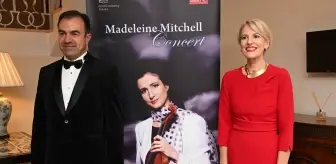 İngiliz Keman Virtüözü Madeleine Mitchell Ankara'da Konser Verdi