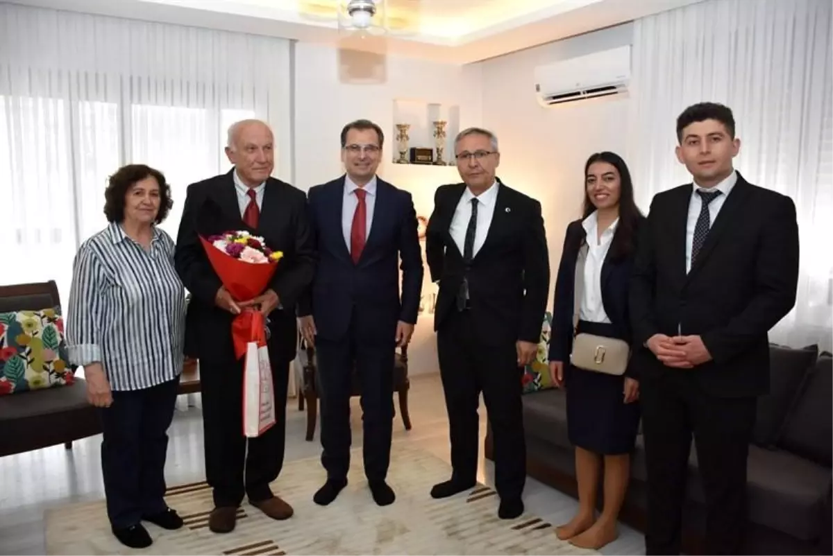 Salihli'de Emekli Öğretmenler Günü Kutlaması