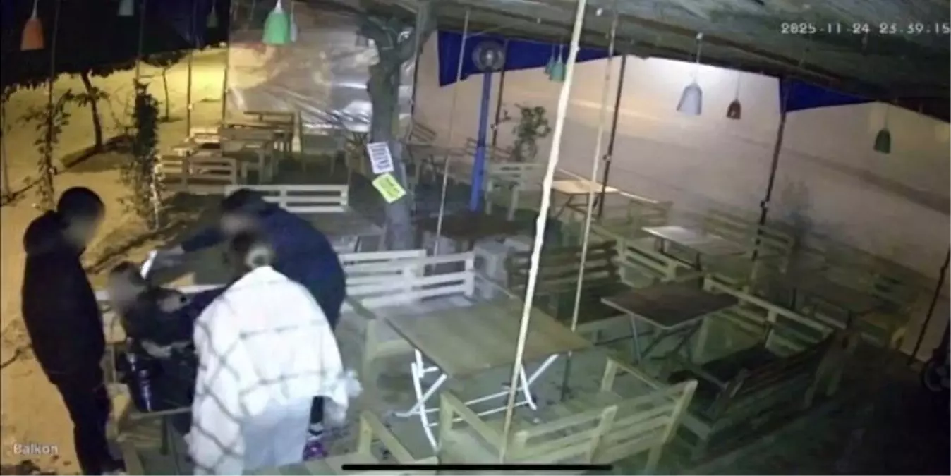 Kafede Şaka Yapan Genç Gözaltına Alındı