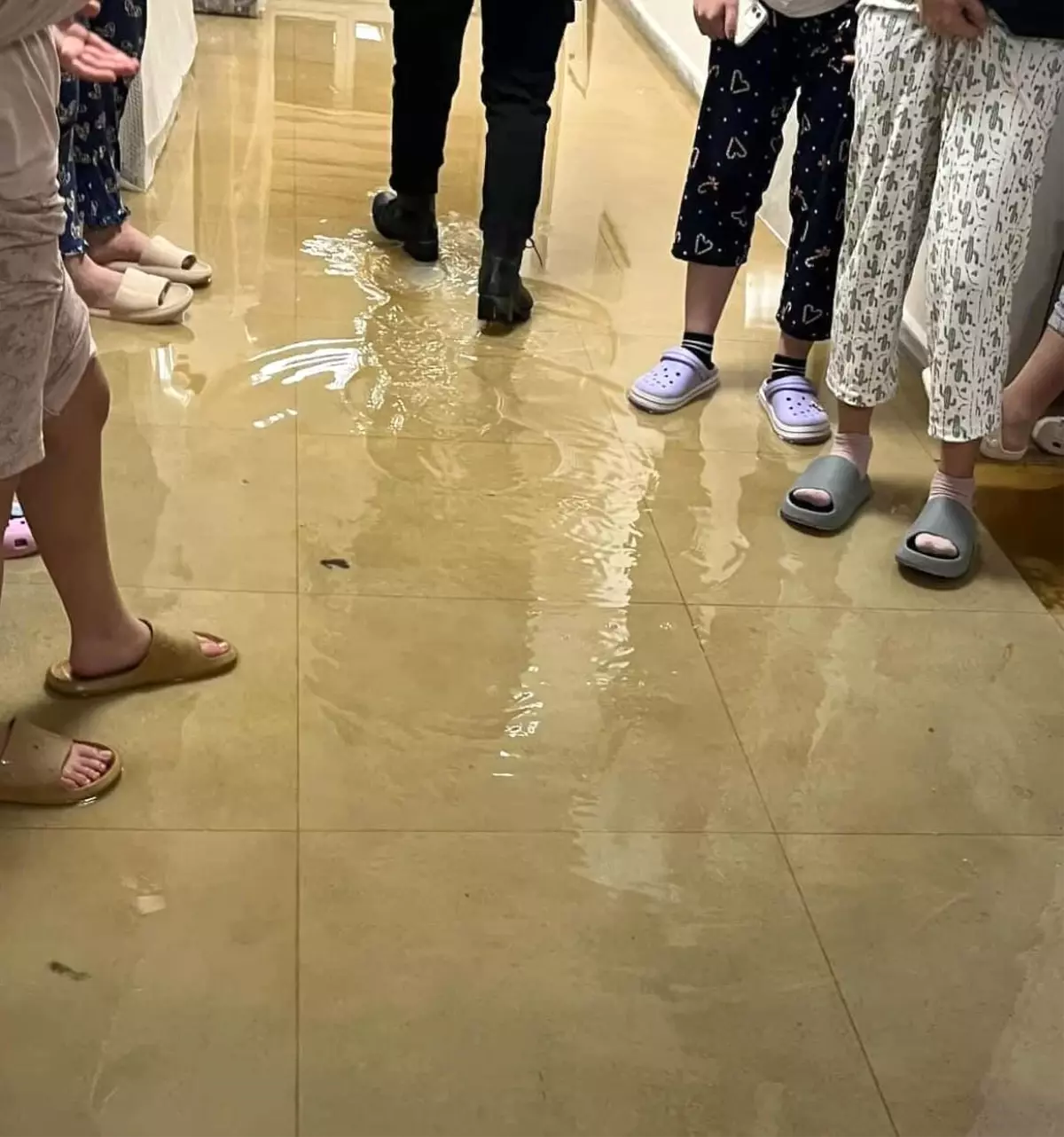 Bilecik'te Kız Yurdunu Su Bastı