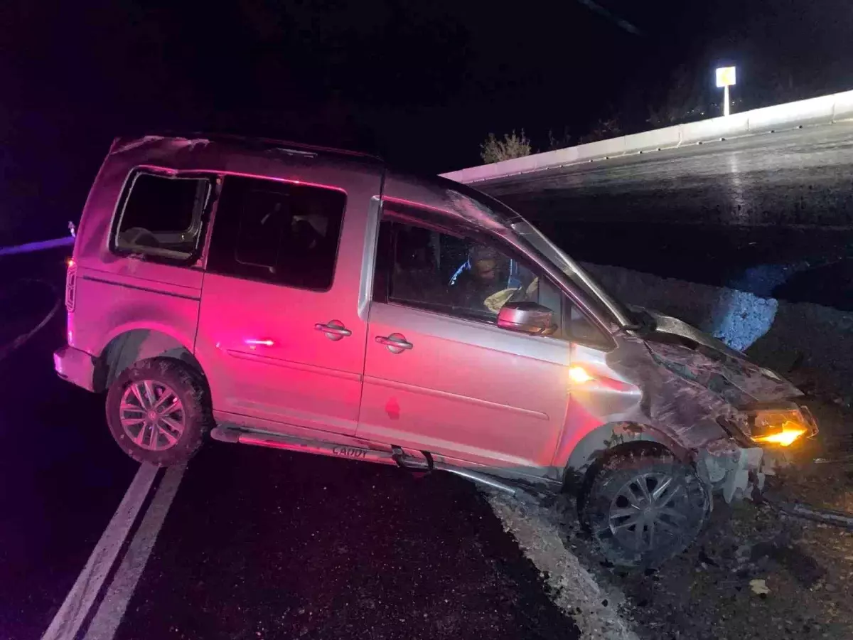 Osmaniye'de Trafik Kazası: 2 Yaralı