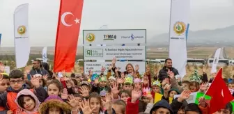 81 İlde 81 Orman Projesi Kapsamında Niğde'de 30 Bin Fidan Dikildi