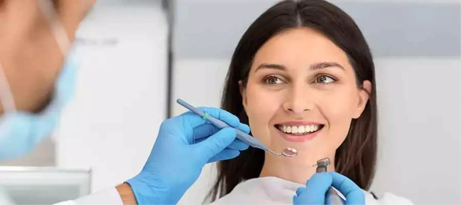 Sağlıklı ve Etkileyici Bir Gülüş İçin Uzman Dokunuşu : Diş Beyazlatma ve Diş Kaplama
