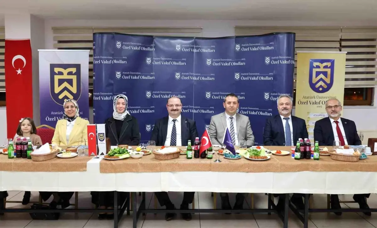 Öğretmenler Günü'nde Eğitimin Değeri Vurgulandı