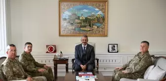 Ordu Komutanı Bahtiyar Ersay, Edirne Valisi Yunus Sezer'i Ziyaret Etti