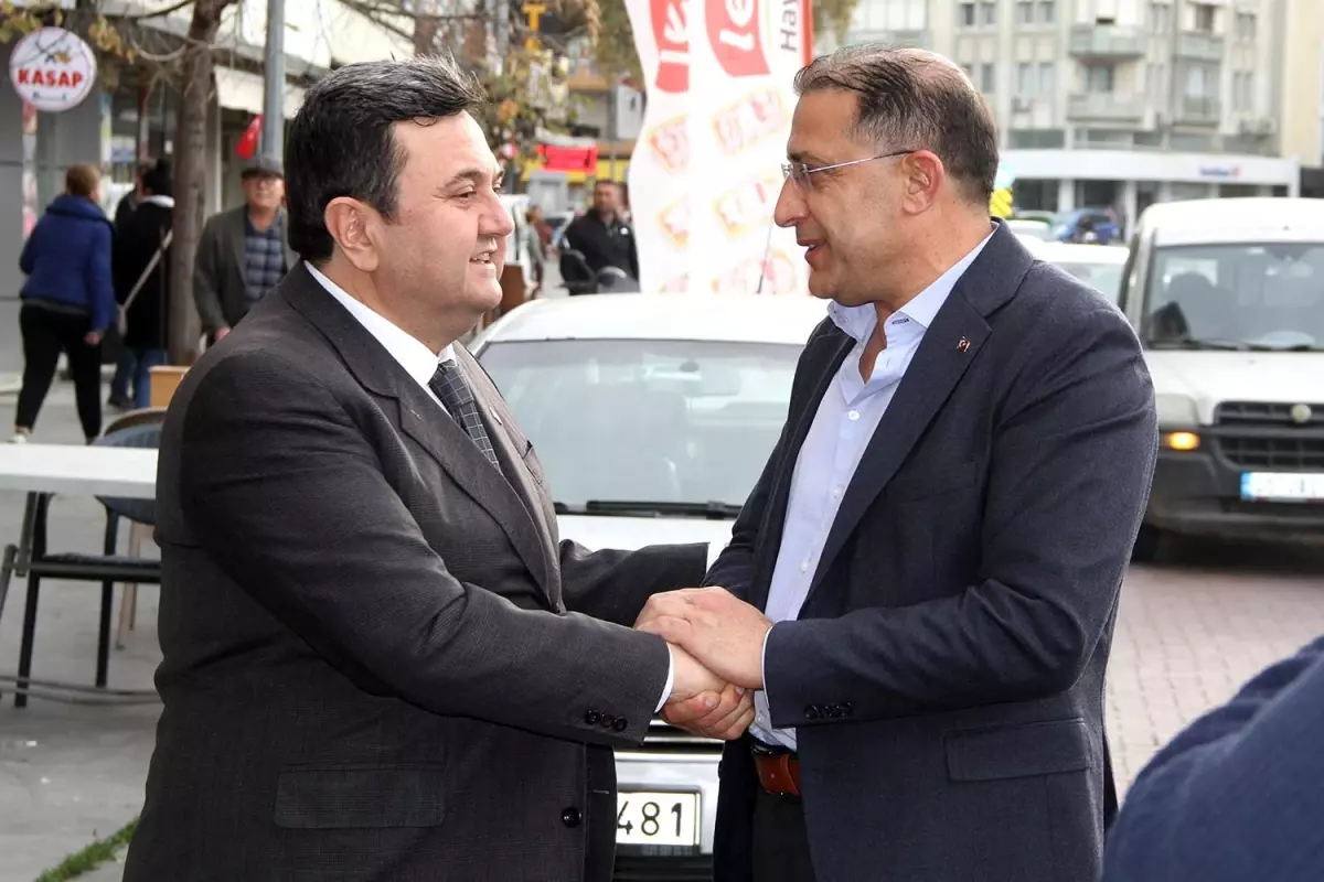 AK Partili İlçe Başkanları Kula'da bir araya geldi