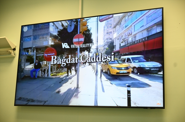 He toured Istanbul while undergoing surgery