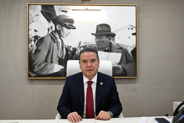 Muhittin Böcek, who was in prison, was urgently taken to the hospital at night