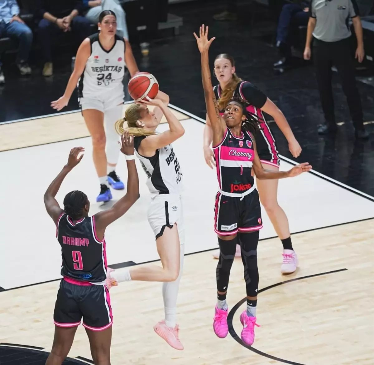 Beşiktaş BOA, Charnay Basket'i Uzatmalarda Geçti