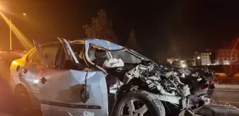 Erzurum'da Trafik Kazası: 1 Ölü, 2 Yaralı
