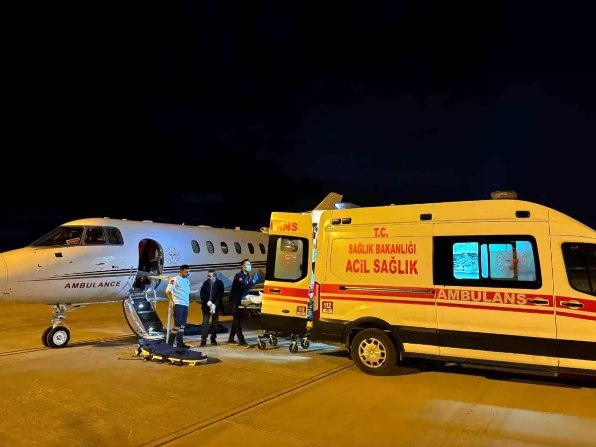11 Yaşındaki Çocuk Uçak Ambulansla Ankara'ya Sevk Edildi
