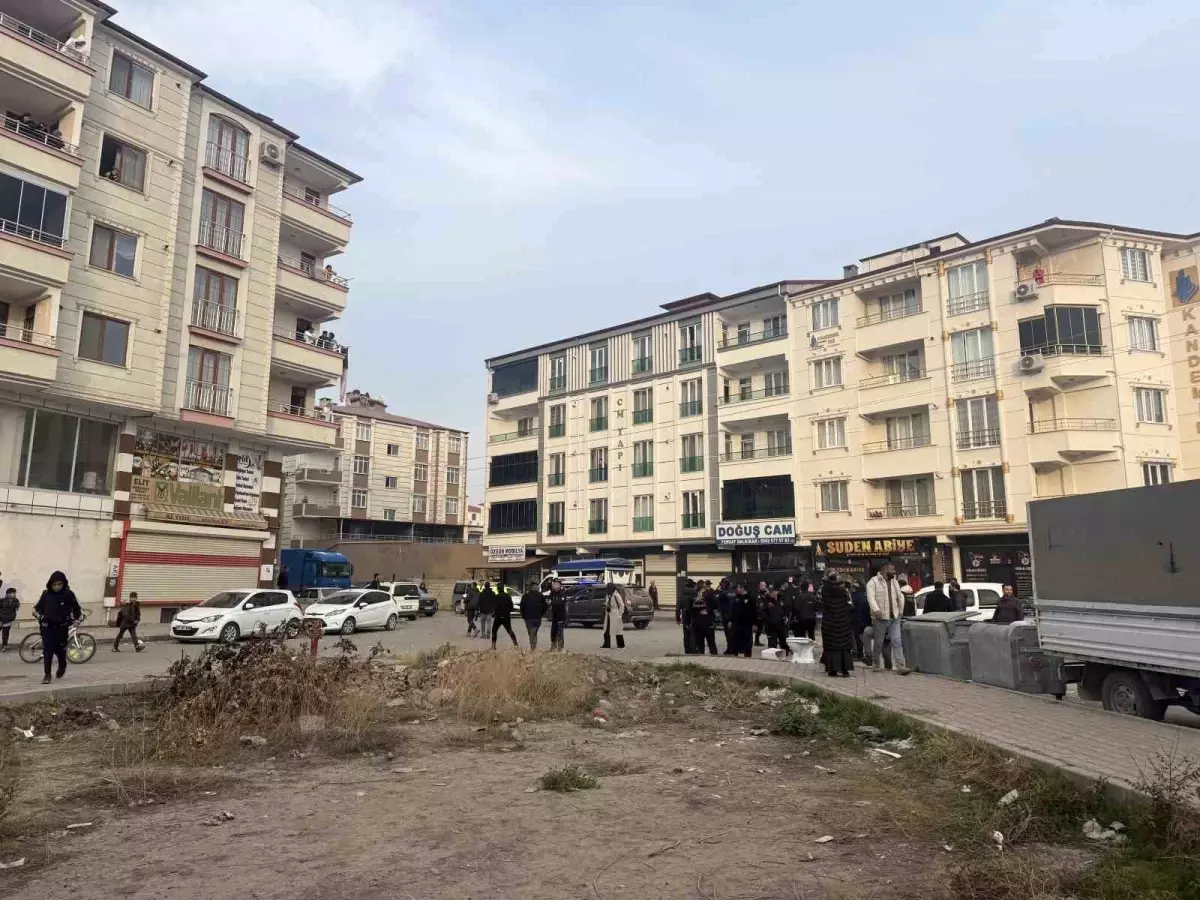 Iğdır'da Husumetli Aileler Arasında Silahlı Kavga