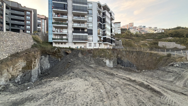 Collapse at the construction site! 70 people evacuated from their homes