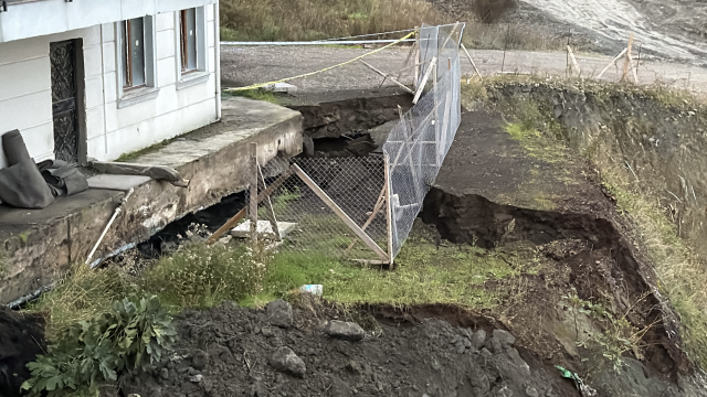 Collapse at the construction site! 70 people evacuated from their homes