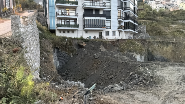 Collapse at the construction site! 70 people evacuated from their homes