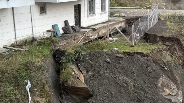 Collapse at the construction site! 70 people evacuated from their homes