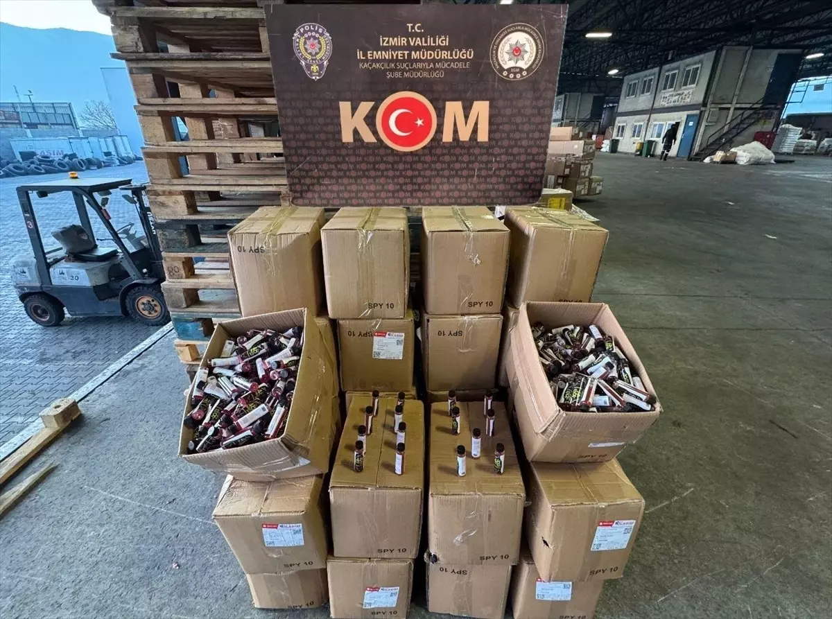 İzmir'de Kaçak Gıda ve İlaç Operasyonu: 7 Tutuklama