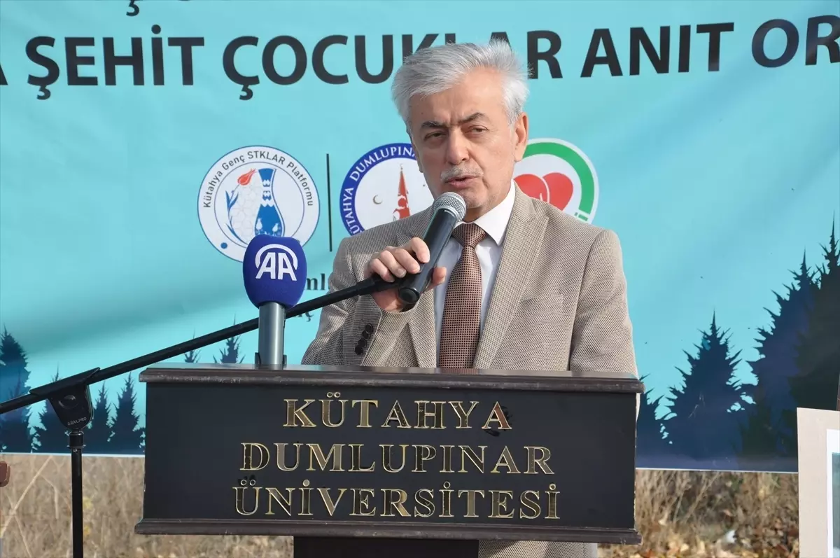 Kütahya'da şehit çocuklar için 500 meyve fidanı dikildi