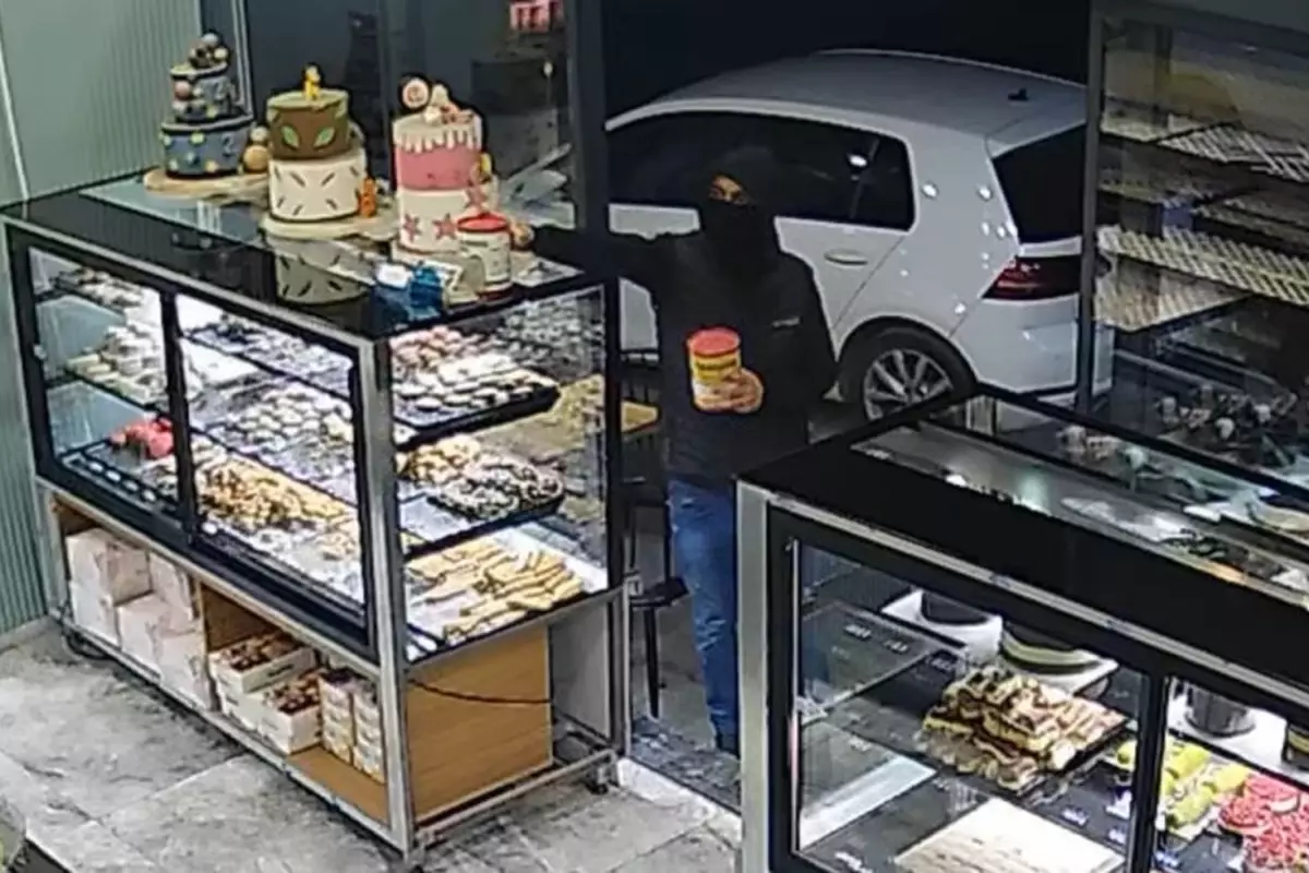 Manisa'da SMA'lı çocuğun bağış kumbarası çalındı