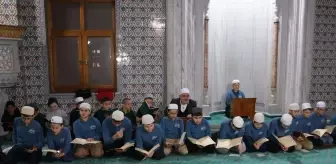 Of'ta Öğretmenler Günü'nde Hatmi Şerif Okundu