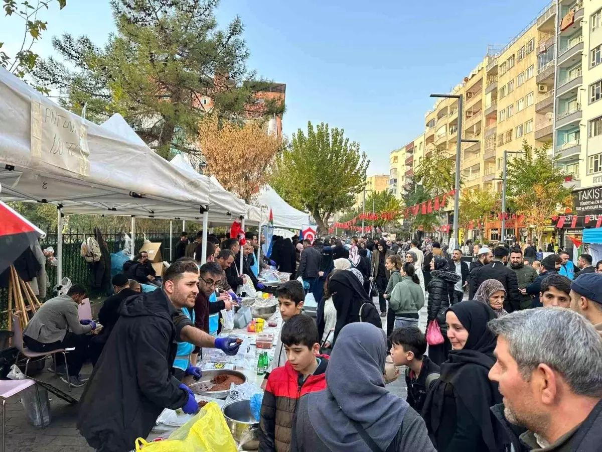 Siirt'te Gazze İçin 2.7 Milyon Lira Yardım Toplandı