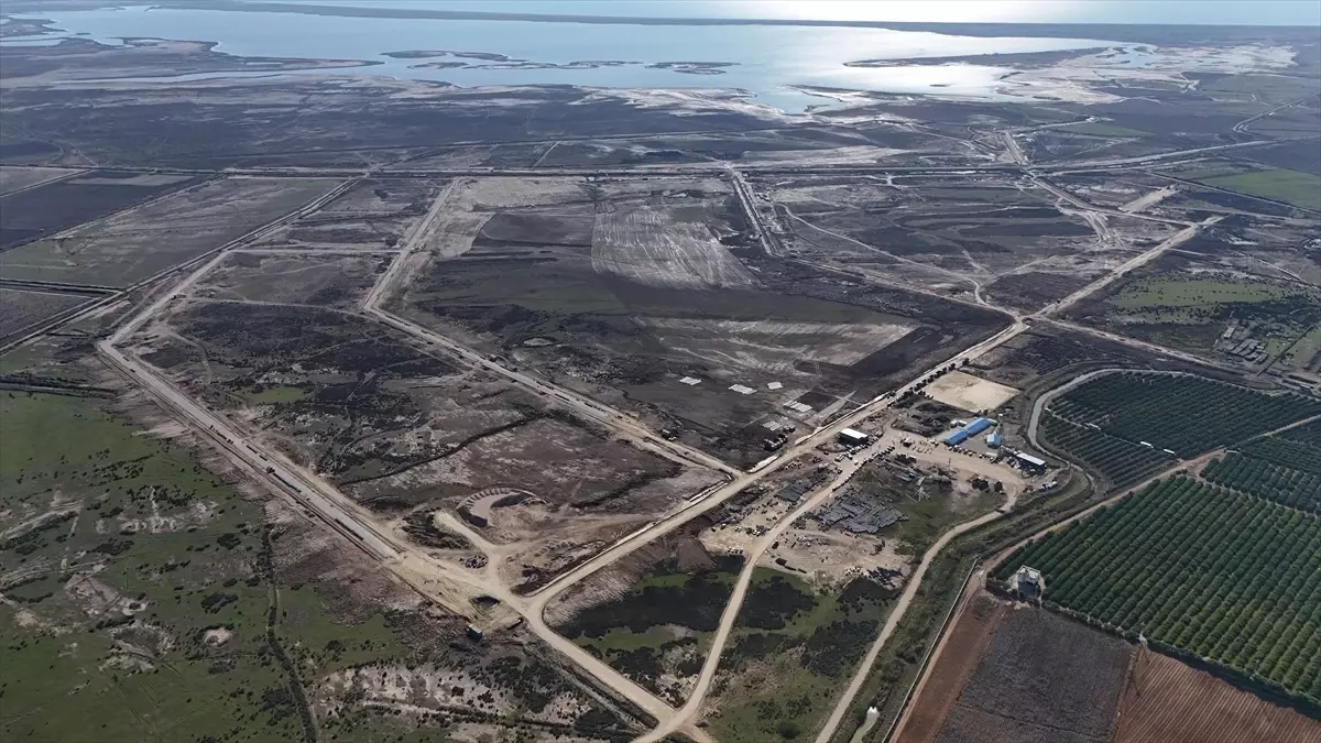 Adana'da Tarıma Dayalı İhtisas Organize Sanayi Bölgeleri ile 8 Bin Kişiye İstihdam Sağlanacak