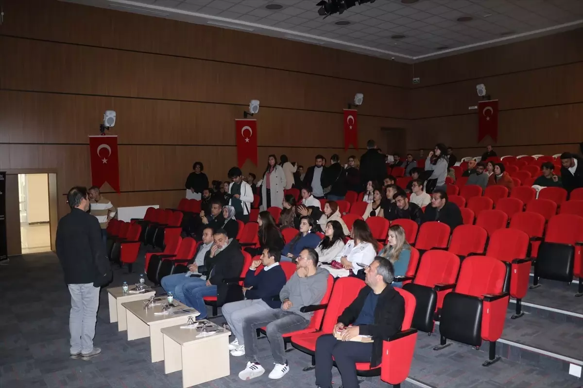 Akbank Kısa Film Festivali'nin Ödüllü Filmleri Çankırı'da Gösterildi