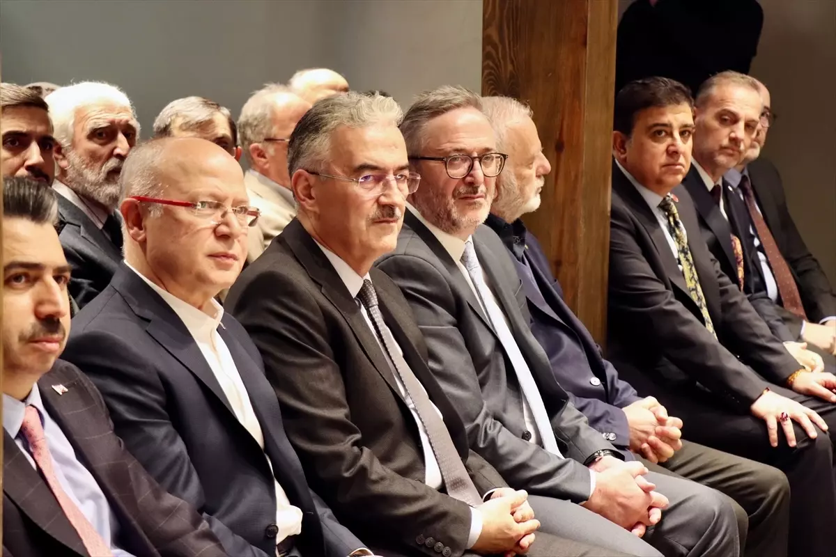 Bursa'da İsmail Hakkı Bursevi'nin Vefatının 300. Yılı Anısına Sergi Açıldı