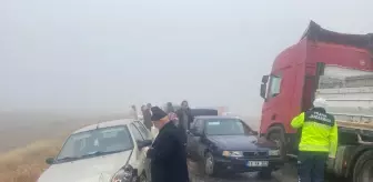 İskilip'te Zincirleme Trafik Kazası: 6 Yaralı