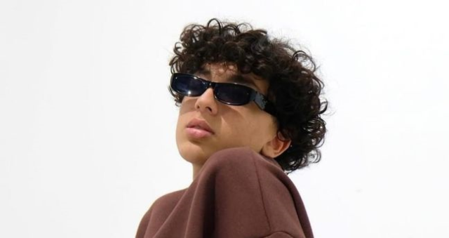 Emriboi Kandırdım şarkı sözleri: Emriboi Kandırdım dinle!