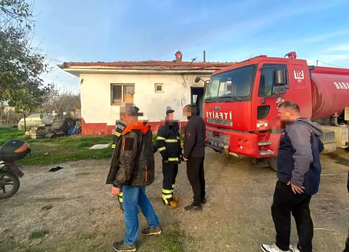 Kırklareli'nde Dehşet: Boşandığı Eşi ve Beraber Yaşadığı Kadının Bulunduğu Evi Ateşe Verdi
