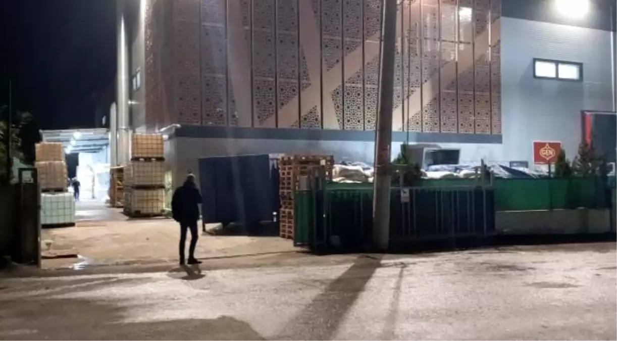 Kayapa OSB'de Fabrika Yangını: 1 İşçi Yaralandı