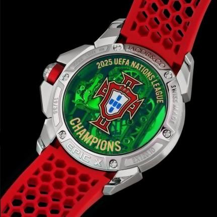 A gesture to be applauded by Ronaldo