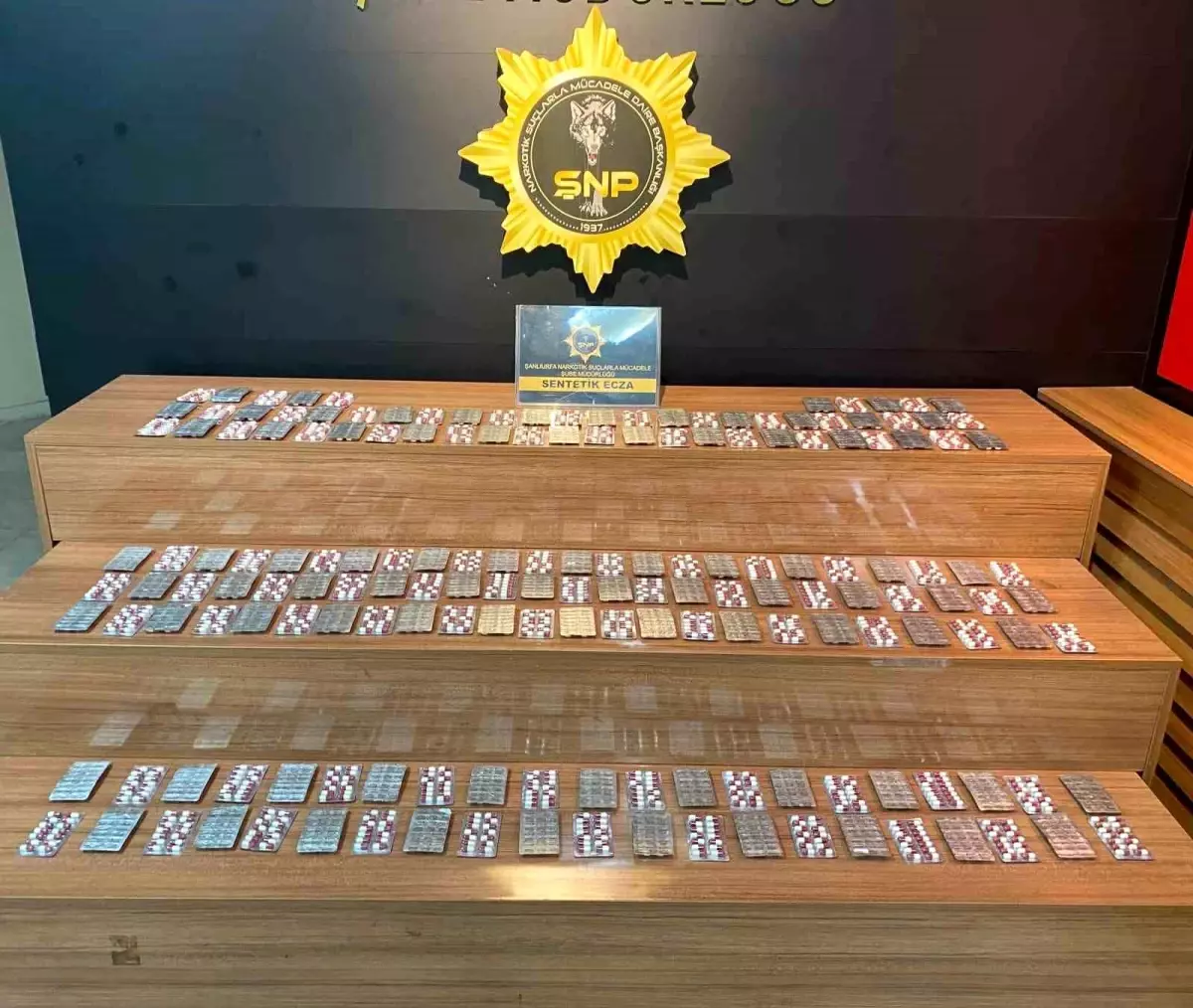 Şanlıurfa'da 2 bin 404 Uyuşturucu Hapla Yakalanan Şahıs Gözaltına Alındı