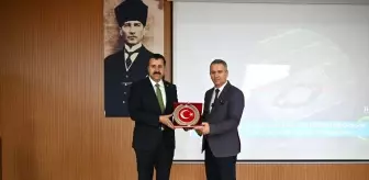 Suşehri'nde Teknolojiye Dair Konferans Düzenlendi