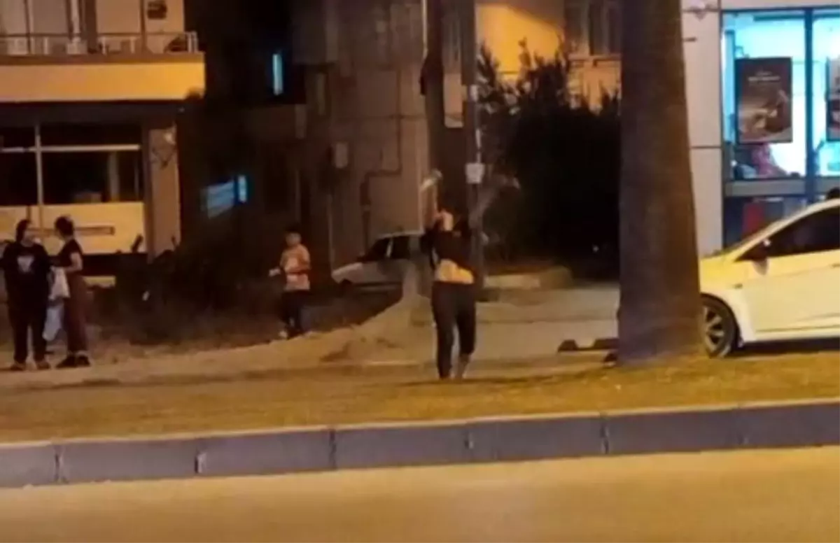 Adana'da Uyuşturucu Kullanan Genç Kızın Garip Hareketleri Kamerada