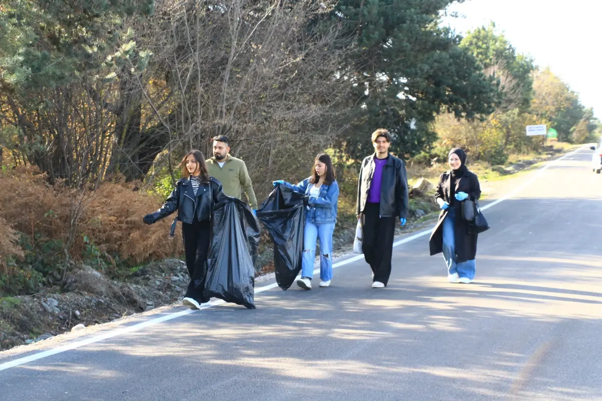 Erbaa'da Atık Toplama Etkinliği: 1,4 Ton Atık Toplandı