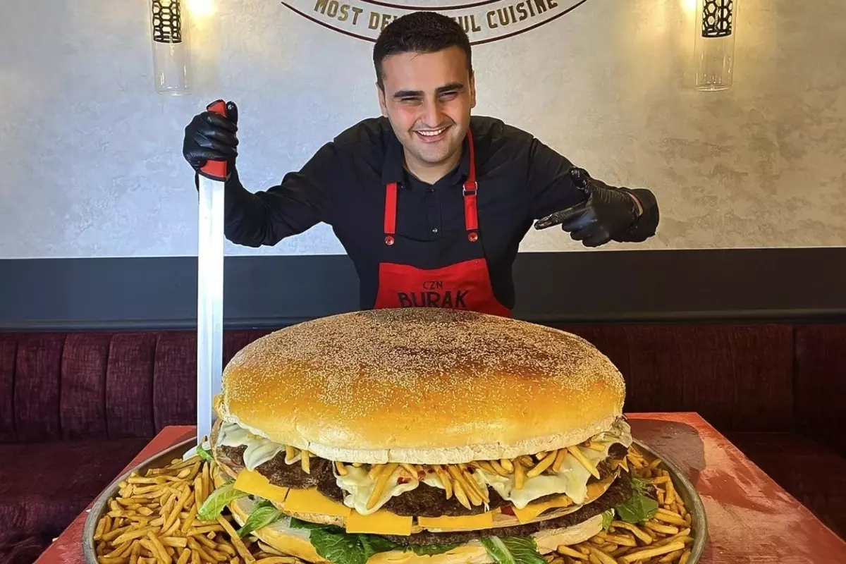 5 yıl hapsi istenen CZN Burak hakkında mahkeme kararını verdi