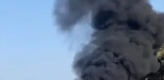 Hatay'da Seyir Halindeki Servis Minibüsünde Yangın