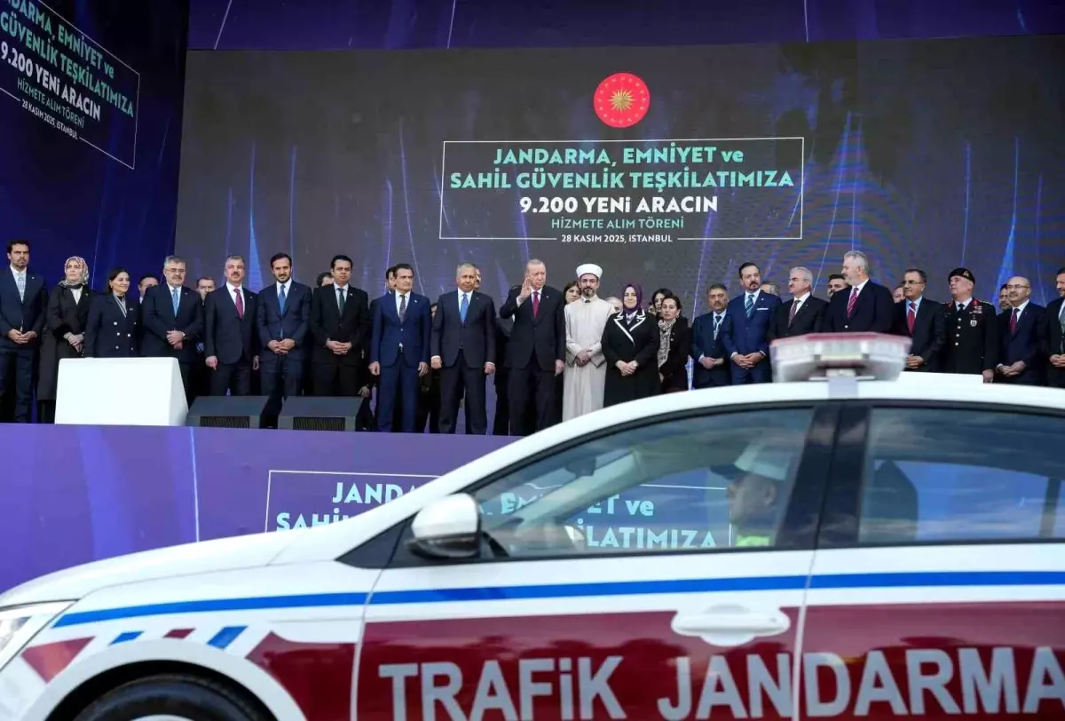 Cumhurbaşkanı Erdoğan: 'Suçu geçim kapısı haline getirmiş hiçbir alçağa kaptıracak tek bir gencimiz yoktur'