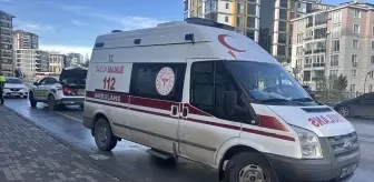 Edirne'de Motosiklet ve Otomobil Çarpıştı: 1 Yaralı