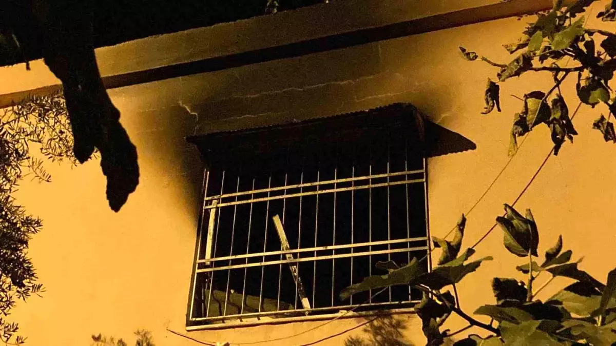 Mersin'de Elektrikli Sobadan Çıkan Yangında 85 Yaşındaki Adam Hayatını Kaybetti