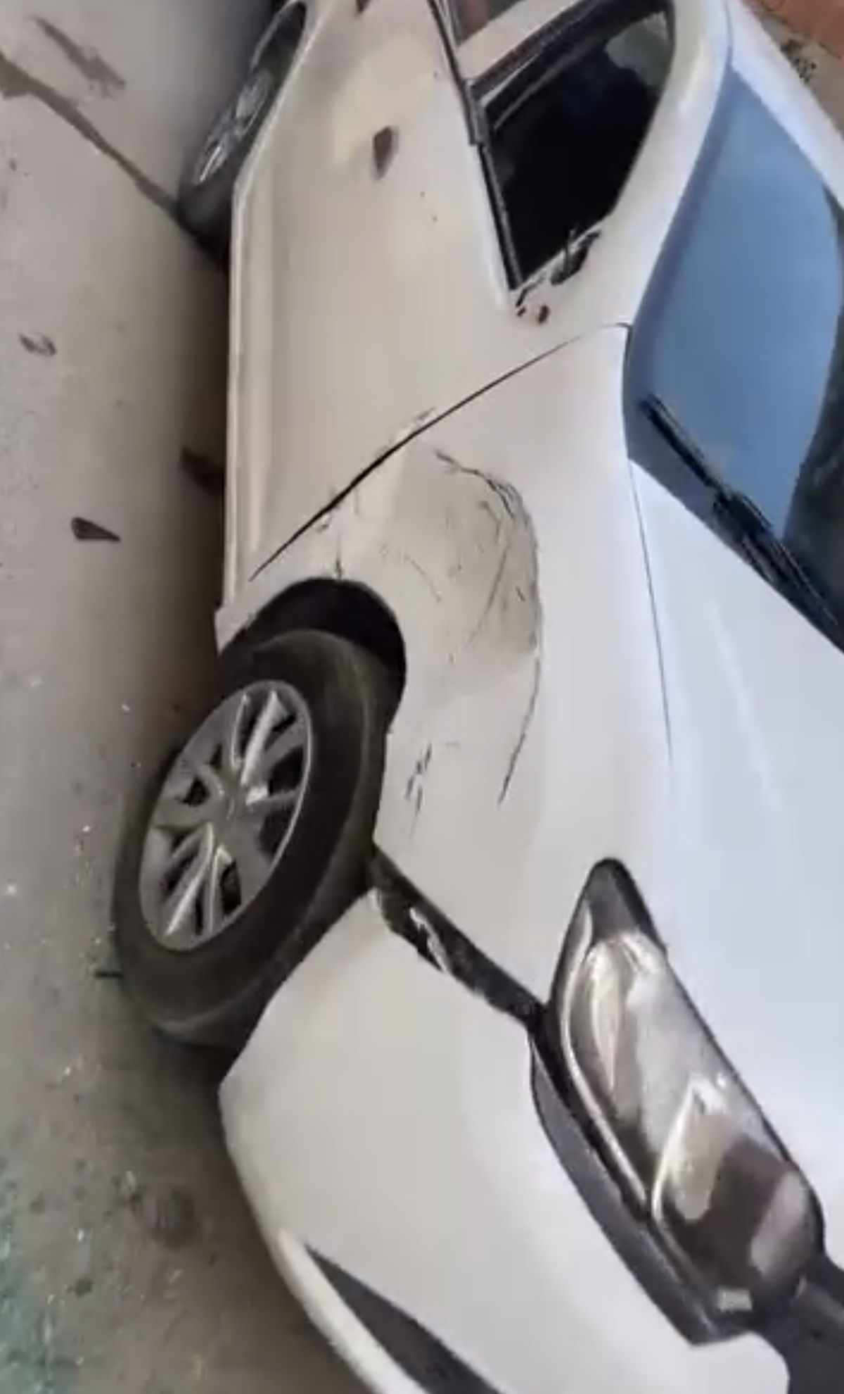FATİH'te Kamyon Park Halindeki Araçlara Çarparak İlerledi