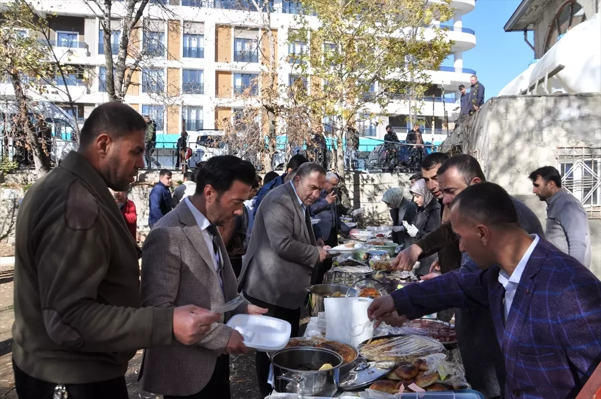Hizan'da Gazze'ye Yardım Kermesi Düzenlendi