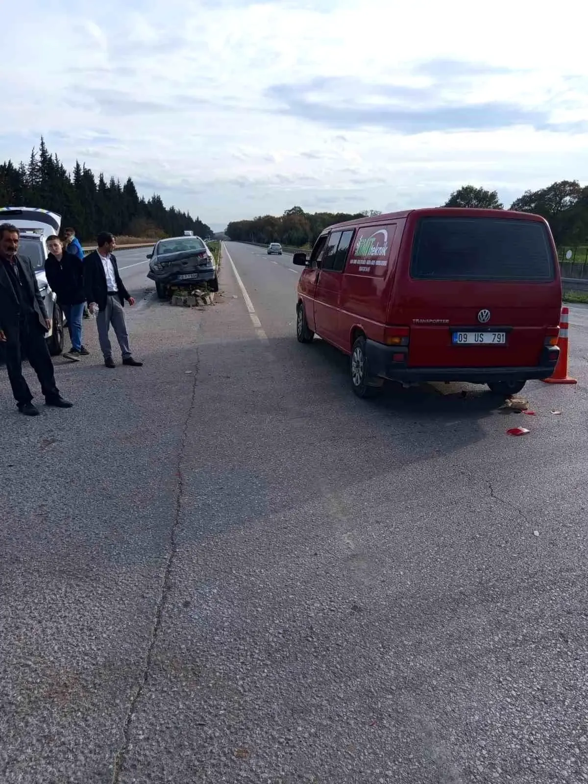 Karacabey'de Kural İhlali Kazaya Neden Oldu: 2 Yaralı