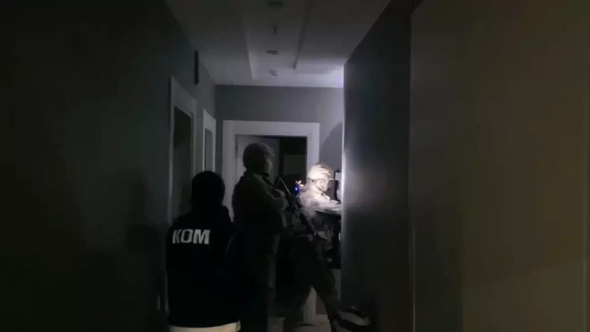 Konya'da İki Suç Örgütüne Büyük Operasyon: 73 Gözaltı, 530 Milyon TL'ye El Konuldu