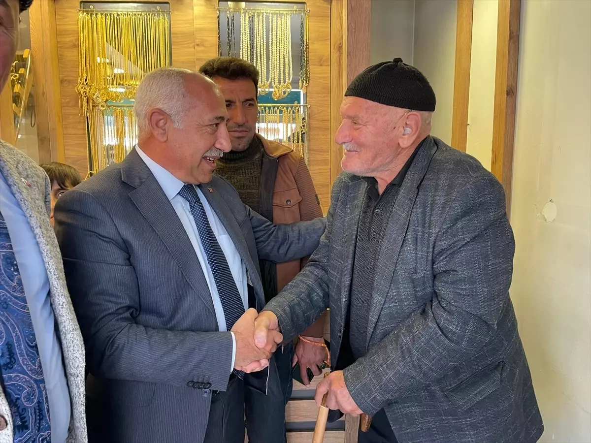 MHP Van İl Başkanı Güngöralp, Özalp ve Saray ilçelerinde esnaf ve vatandaşlarla buluştu