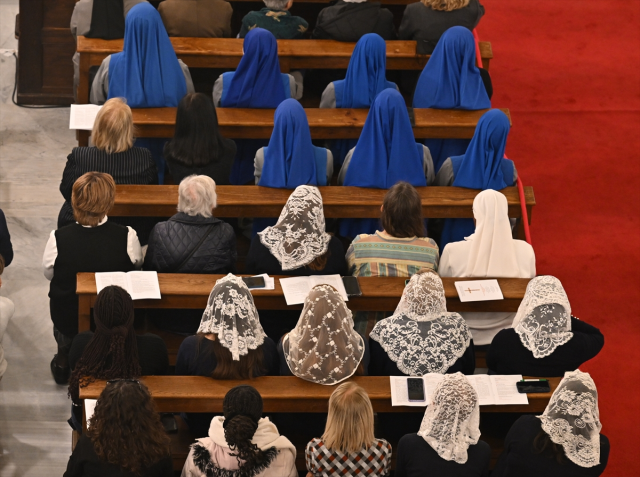 papa 14 leo istanbul da ilk duragi bakin neresi 19300822 7341 m